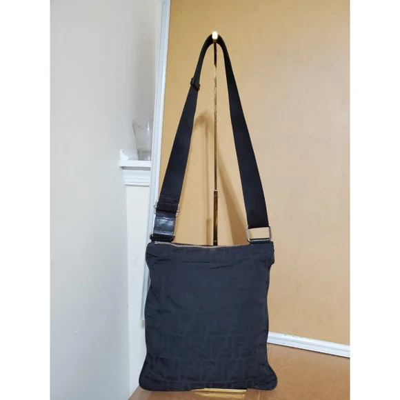 Fendi Black Zucca Front Zip Flat Messenger Bag - Picture 2 of 11
